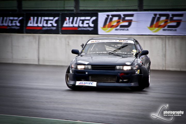 224519_247516248602365_100000319760632_904311_992498_n