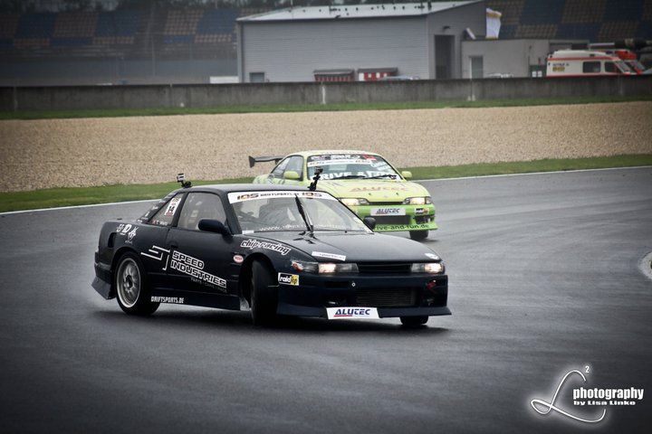 282018_247549785265678_100000319760632_904492_6122228_n